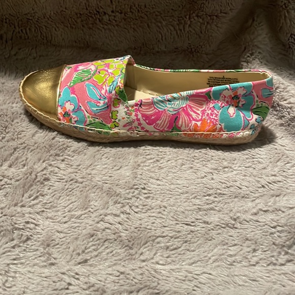 Like new Lilly Pulitzer espadrilles! - Picture 3 of 6